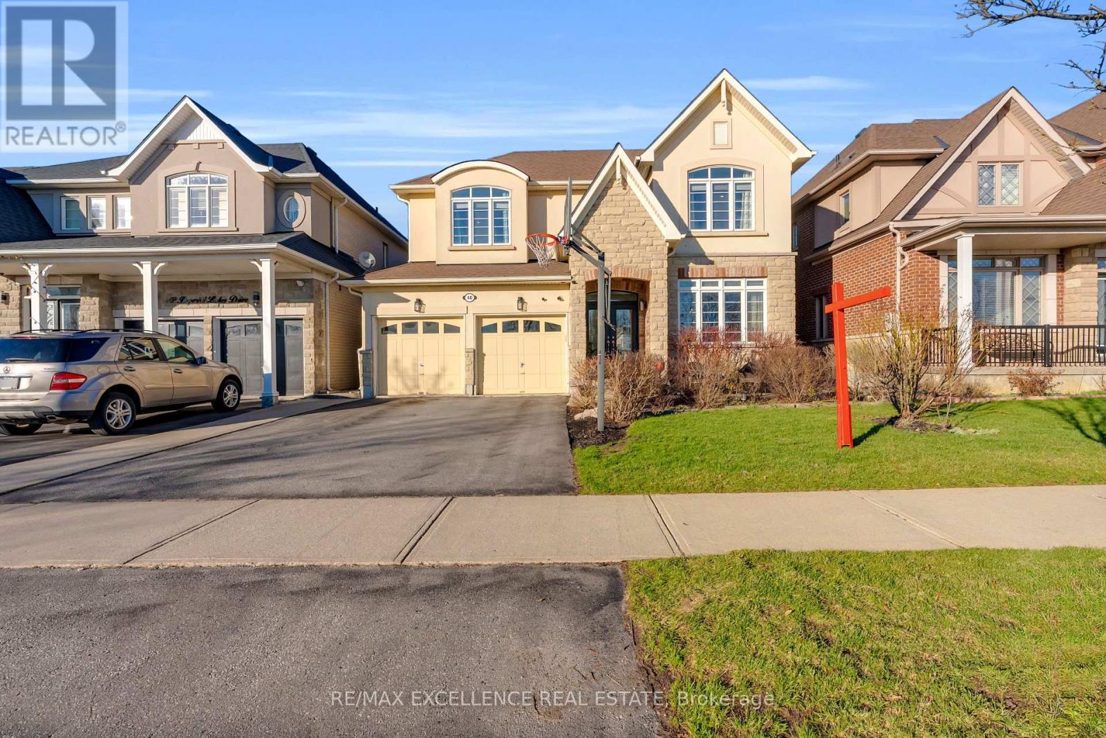 40 IMPERIAL LAKES DRIVE, Brampton, Ontario