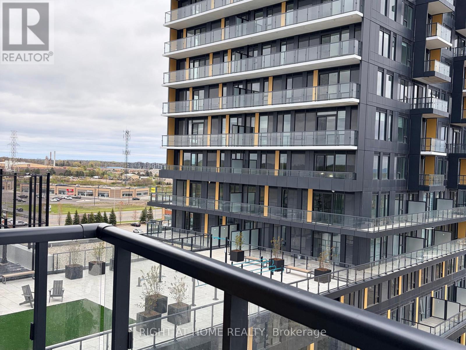 4878 Powers Common, Burlington, Ontario  L7M 2B4 - Photo 20 - W13153138
