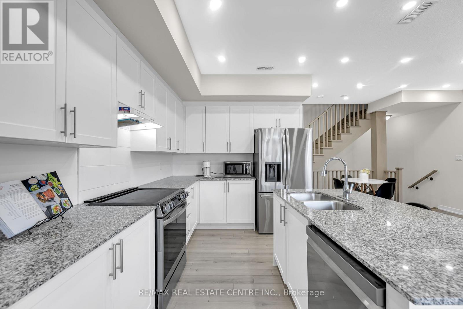 1538 Moonseed Place, Milton, Ontario  L9E 1V4 - Photo 13 - W13153156