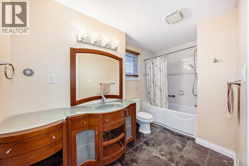 1220 73 Avenue SW, Calgary, Alberta  T2V 0S1 - Photo 21 - A2312774