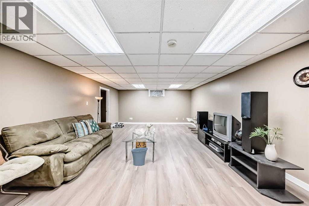 1220 73 Avenue SW, Calgary, Alberta  T2V 0S1 - Photo 28 - A2312774
