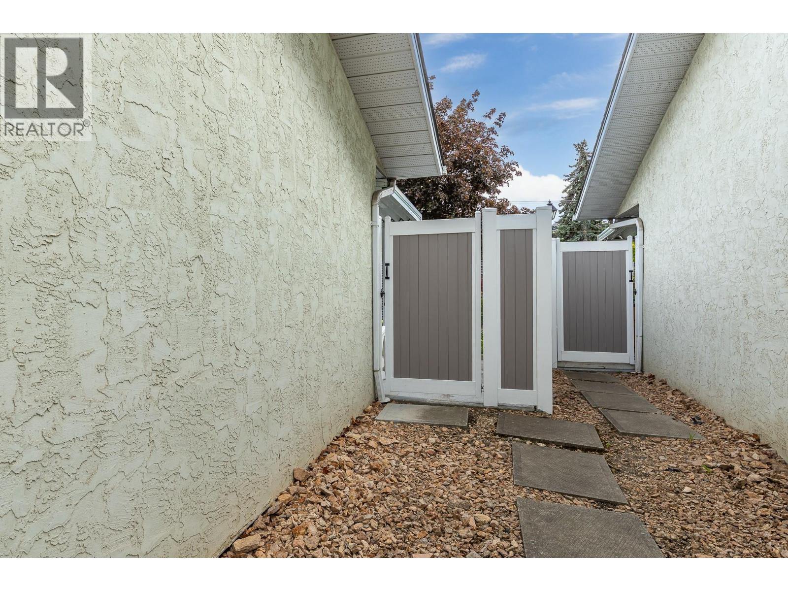 3900 27 Avenue Unit# 30, Vernon, British Columbia  V1T 9E6 - Photo 54 - 10388044