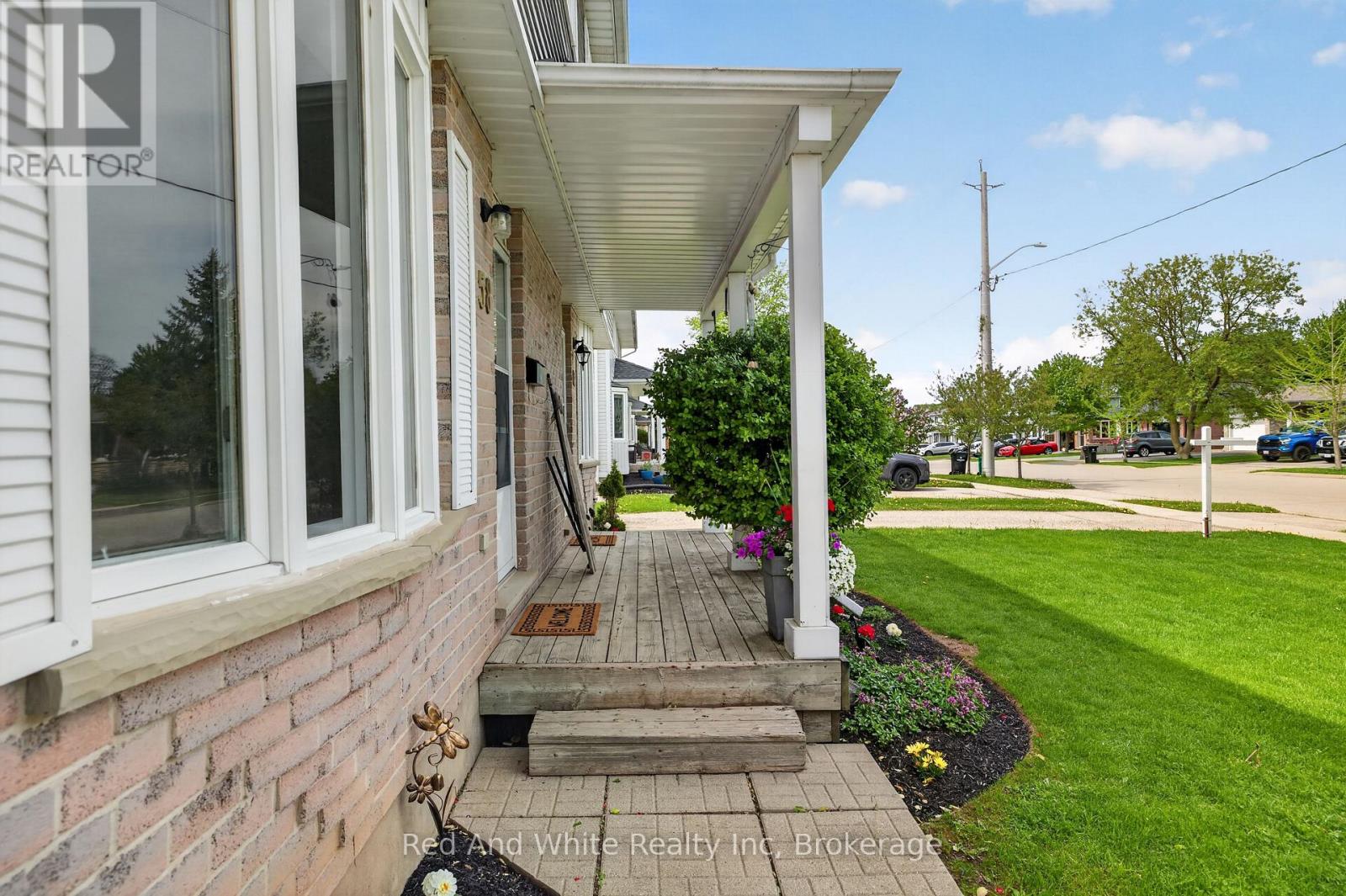 58 Catherine Street, Wilmot, Ontario  N3A 1Z8 - Photo 4 - X13153212