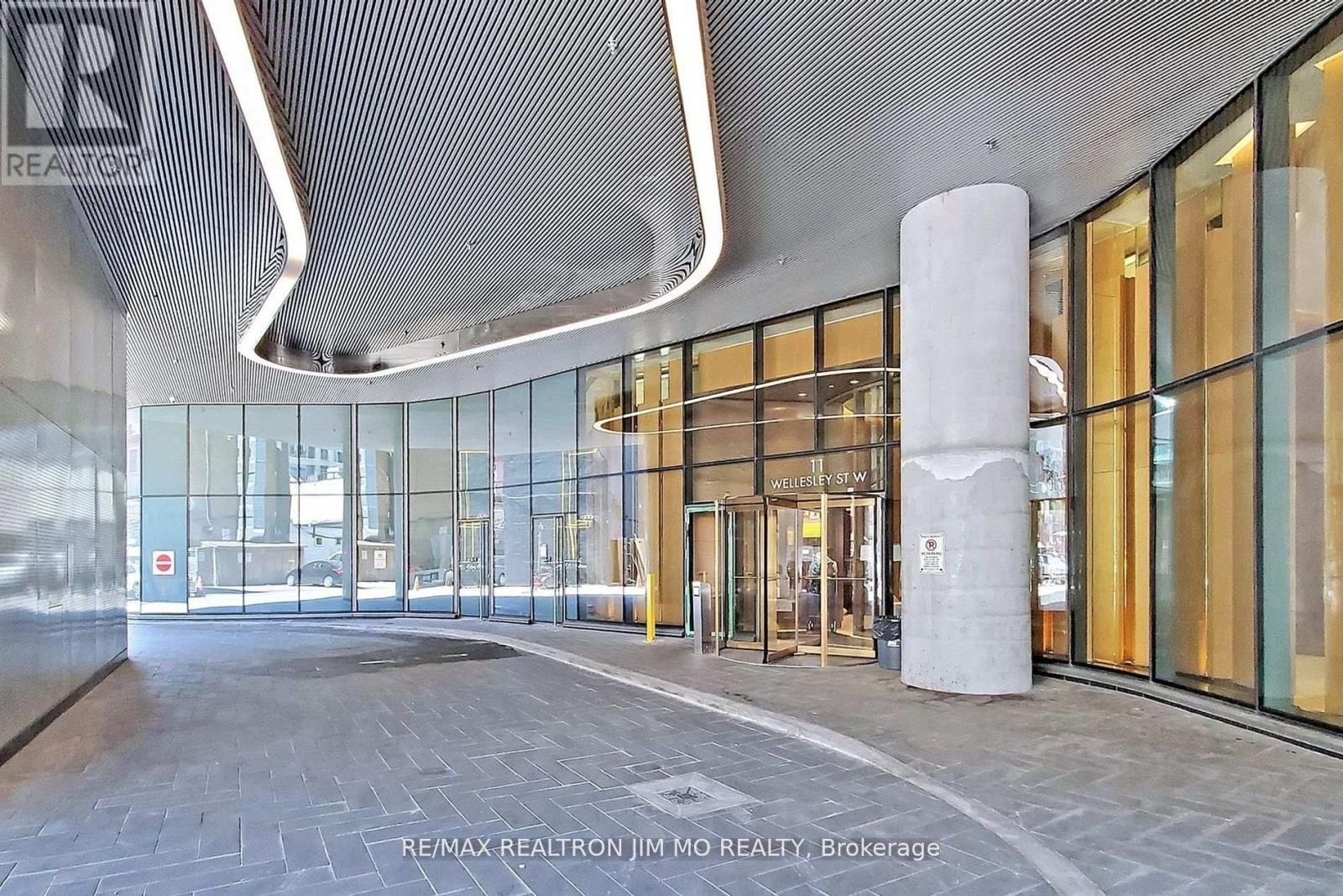 5510 - 11 Wellesley Street W, Toronto, Ontario  M4Y 0G4 - Photo 10 - C13153166