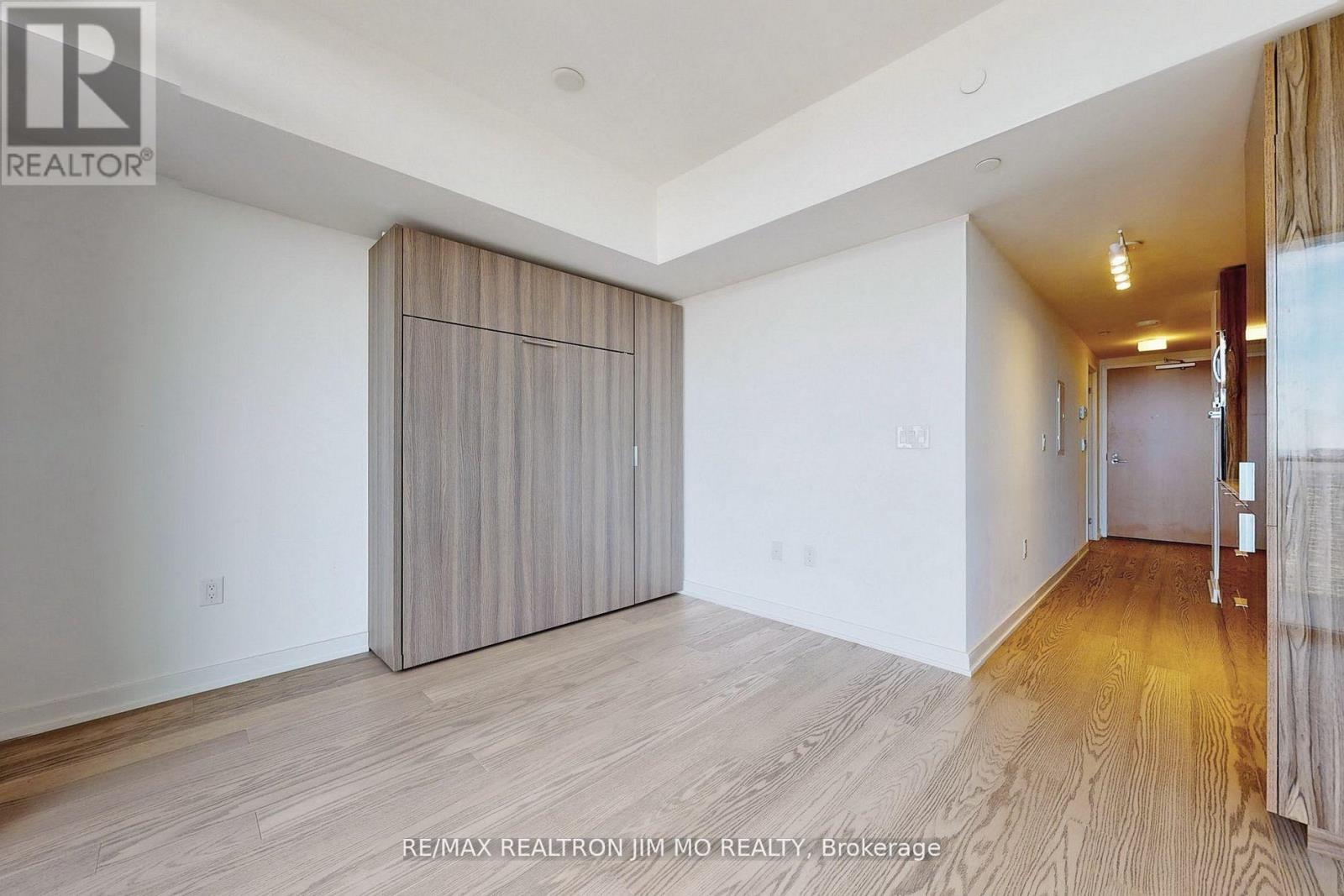 5510 - 11 Wellesley Street W, Toronto, Ontario  M4Y 0G4 - Photo 18 - C13153166