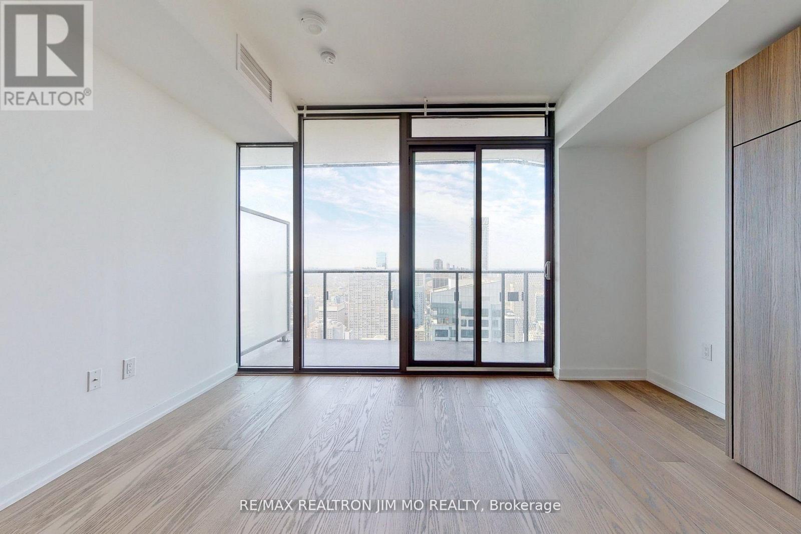 5510 - 11 Wellesley Street W, Toronto, Ontario  M4Y 0G4 - Photo 19 - C13153166