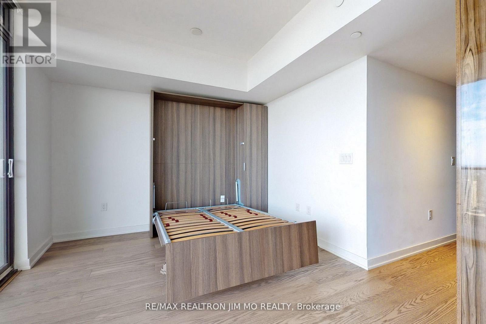 5510 - 11 Wellesley Street W, Toronto, Ontario  M4Y 0G4 - Photo 22 - C13153166
