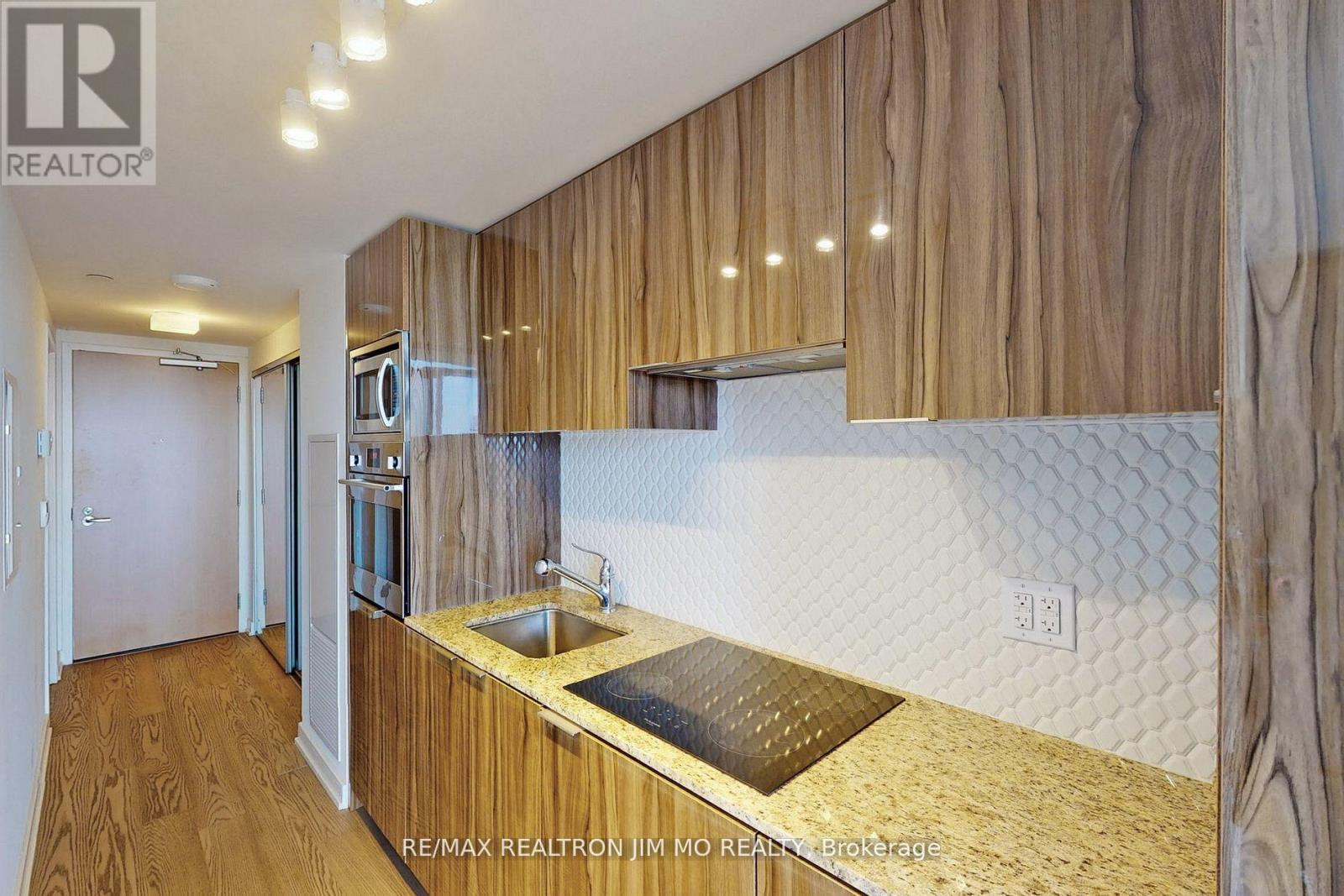 5510 - 11 Wellesley Street W, Toronto, Ontario  M4Y 0G4 - Photo 23 - C13153166
