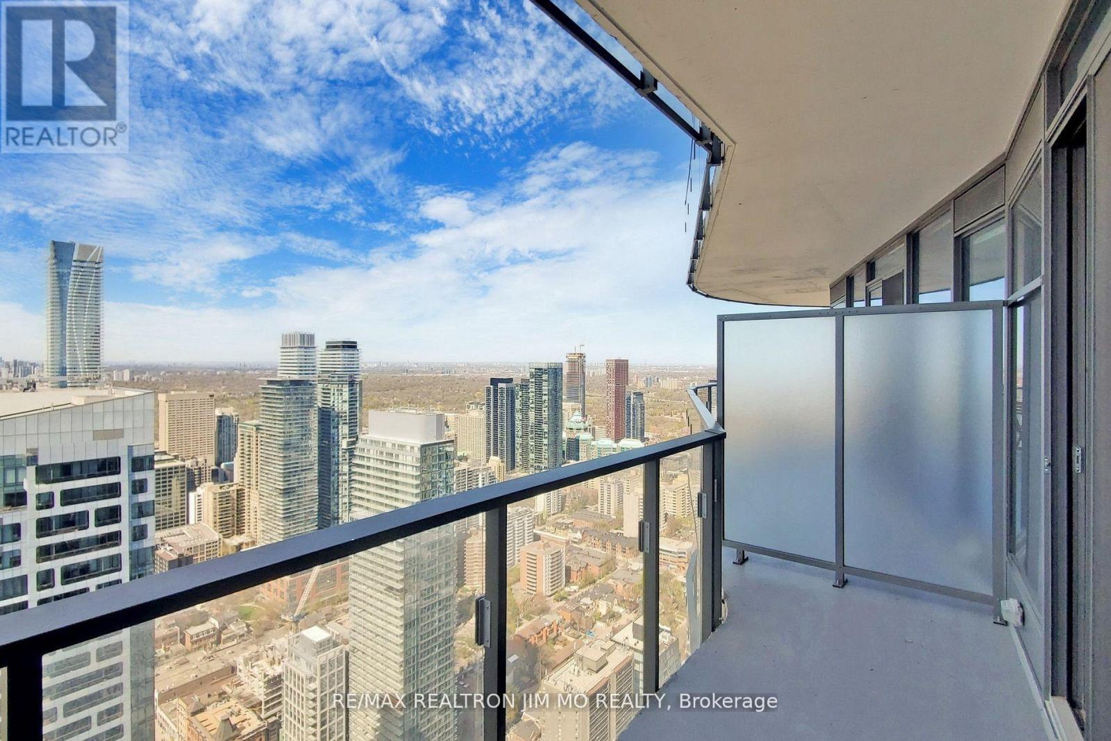 5510 - 11 Wellesley Street W, Toronto, Ontario  M4Y 0G4 - Photo 38 - C13153166
