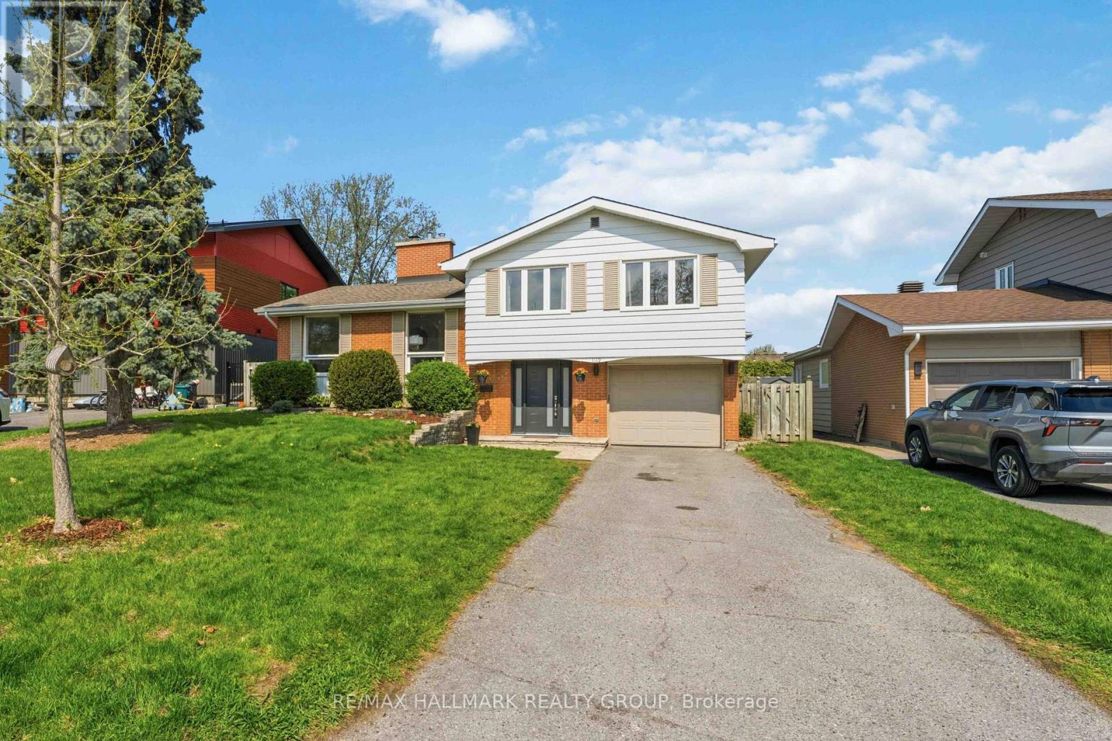 1119 Cameo Drive, Ottawa, Ontario  K2C 1Y6 - Photo 3 - X13153190