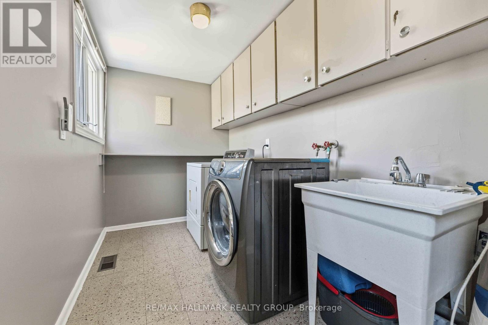 1119 Cameo Drive, Ottawa, Ontario  K2C 1Y6 - Photo 39 - X13153190