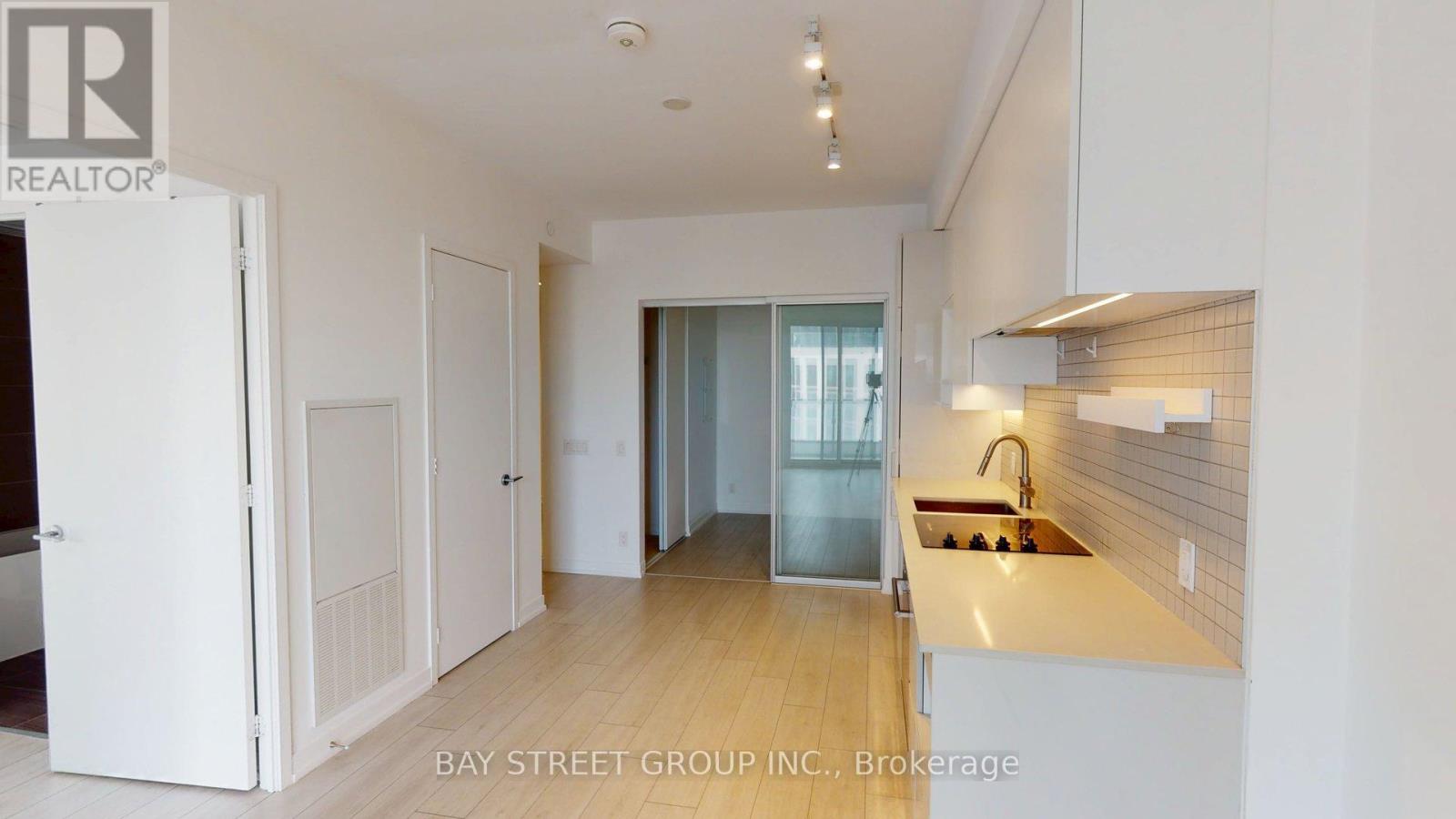 3305 - 950 Portage Parkway, Vaughan, Ontario  L4K 0J7 - Photo 7 - N13153162