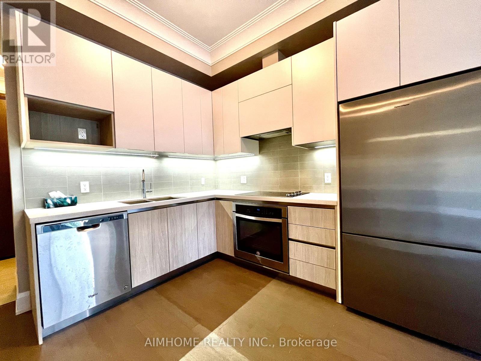 202 - 25 Water Walk Drive, Markham, Ontario L6G 0G3 - Photo 3 - N13153214