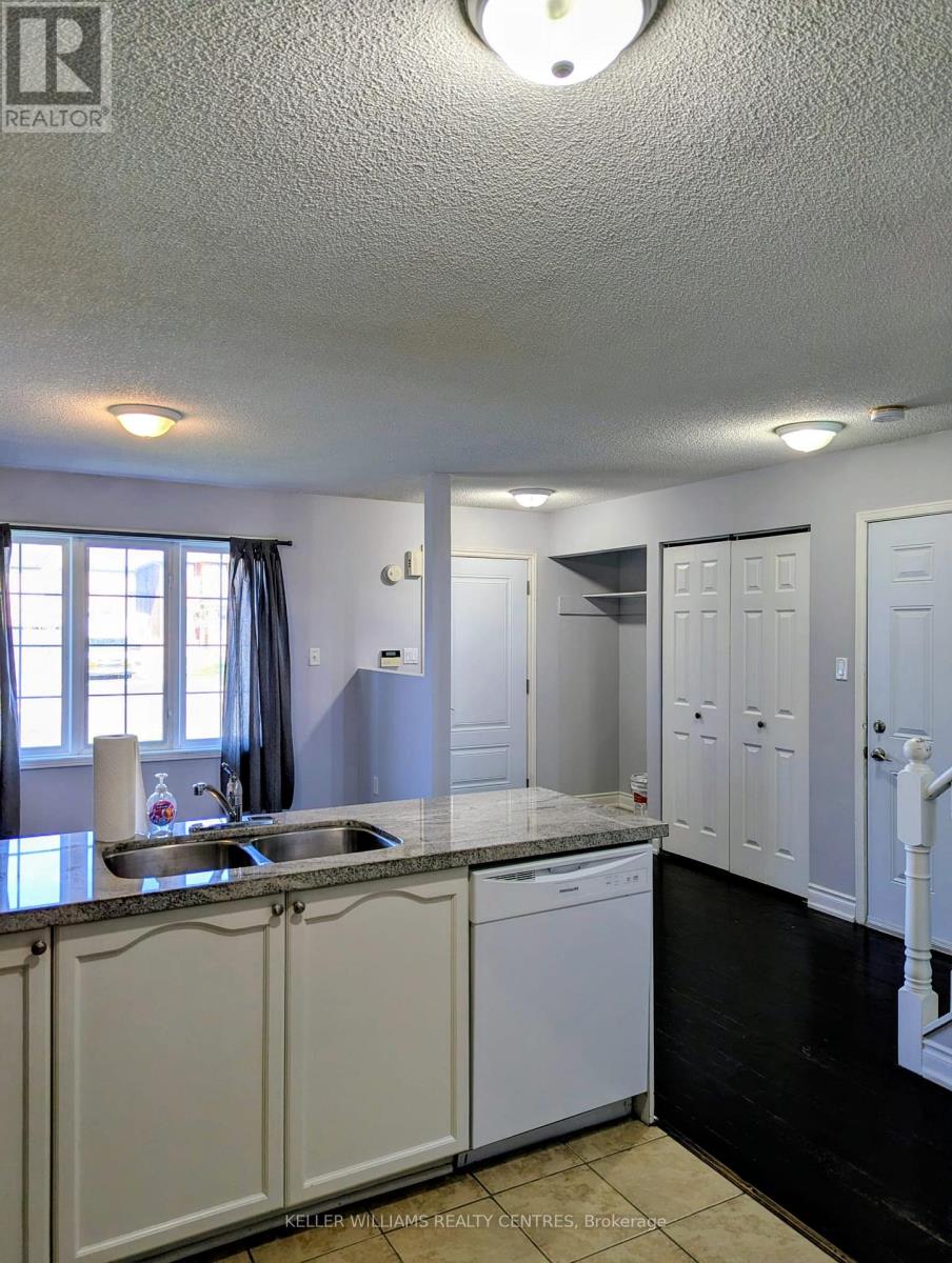 Upper - 152 Madelaine Drive, Barrie, Ontario  L4N 0N1 - Photo 4 - S13153168