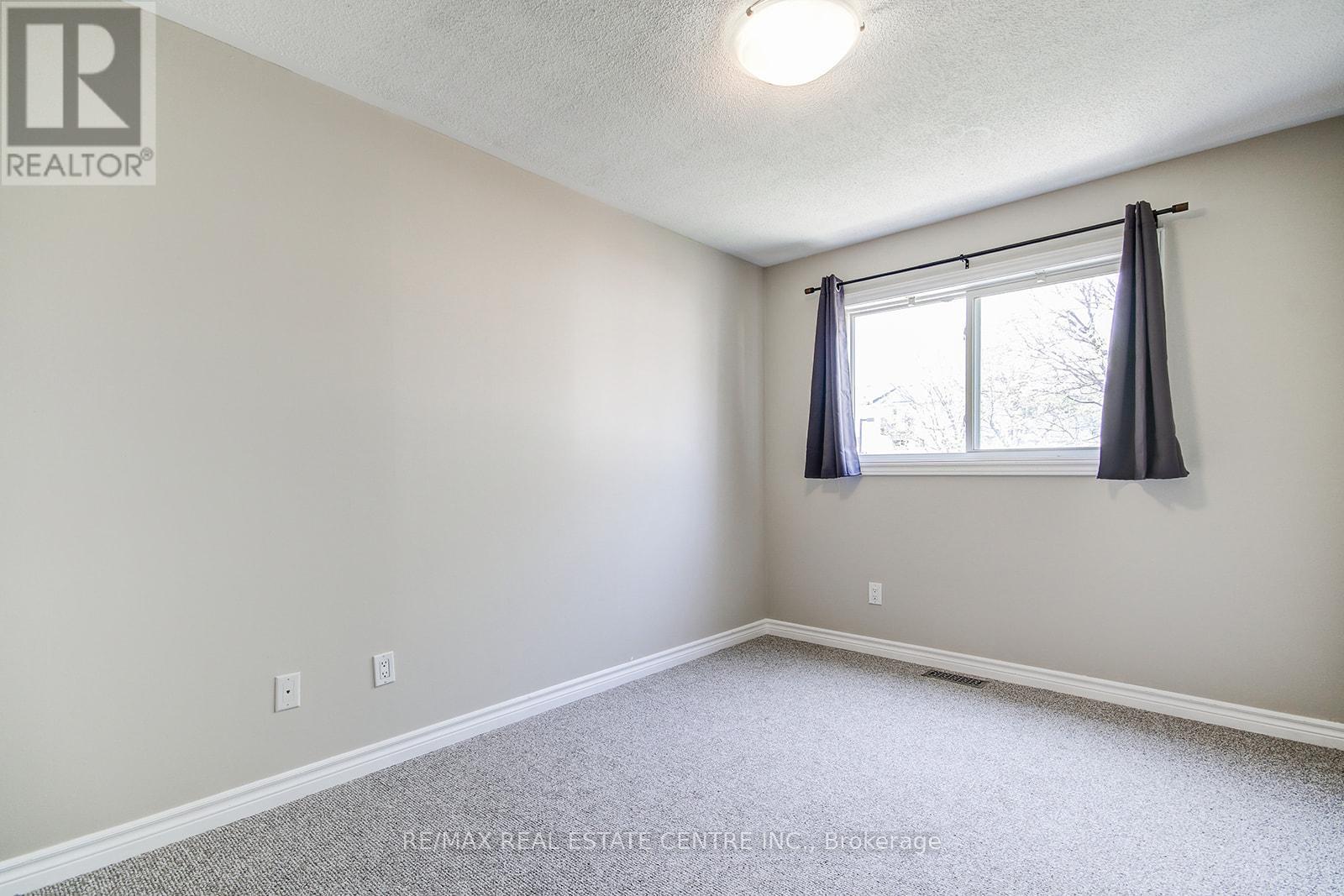 49 Wylie Circle E, Halton Hills, Ontario  L7G 5L9 - Photo 13 - W13153170