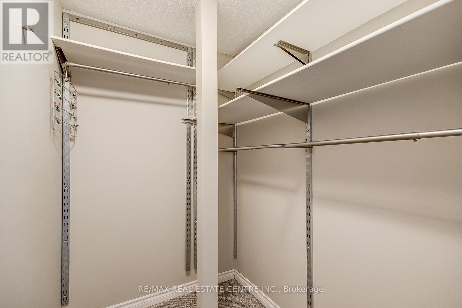 49 Wylie Circle E, Halton Hills, Ontario  L7G 5L9 - Photo 14 - W13153170