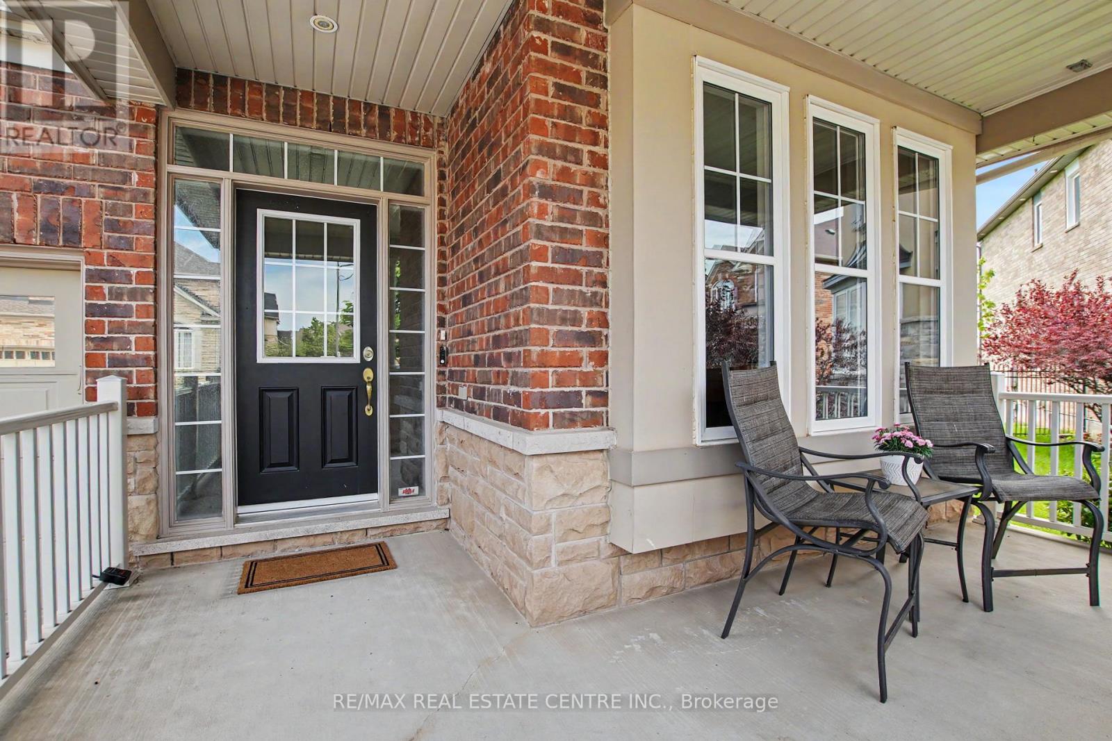 379 Wettlaufer Terrace, Milton, Ontario  L9T 7N4 - Photo 4 - W13153194