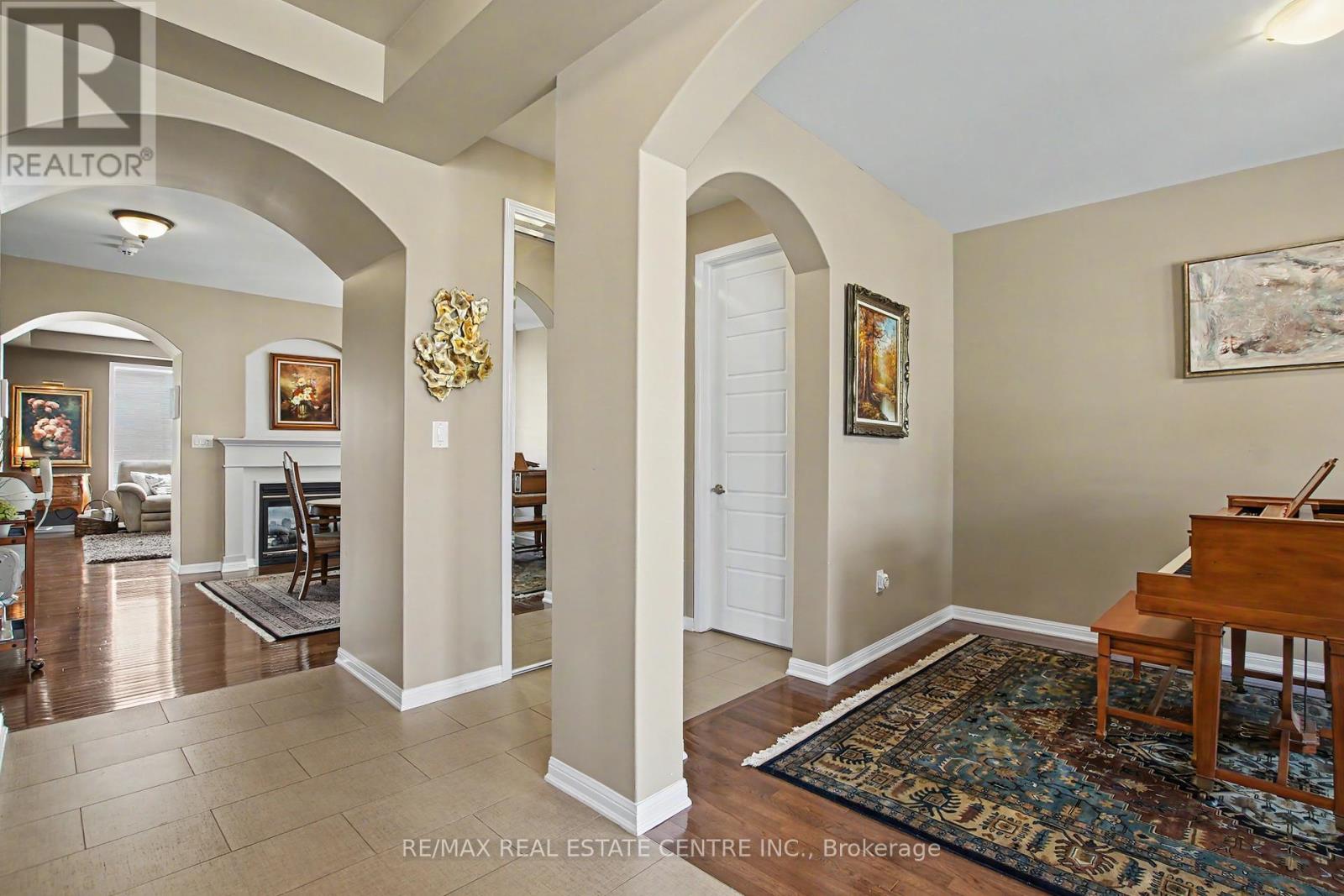 379 Wettlaufer Terrace, Milton, Ontario  L9T 7N4 - Photo 6 - W13153194