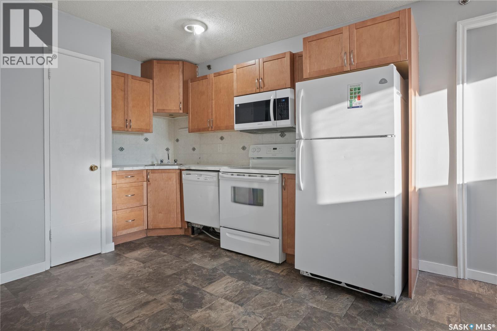 540 Wascana Street, Regina, Saskatchewan  S4R 4J2 - Photo 19 - SK036494