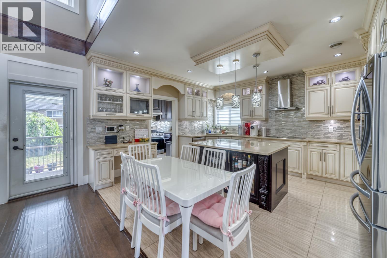 710 Roderick Avenue, Coquitlam, British Columbia  V3K 1P5 - Photo 9 - R3125856