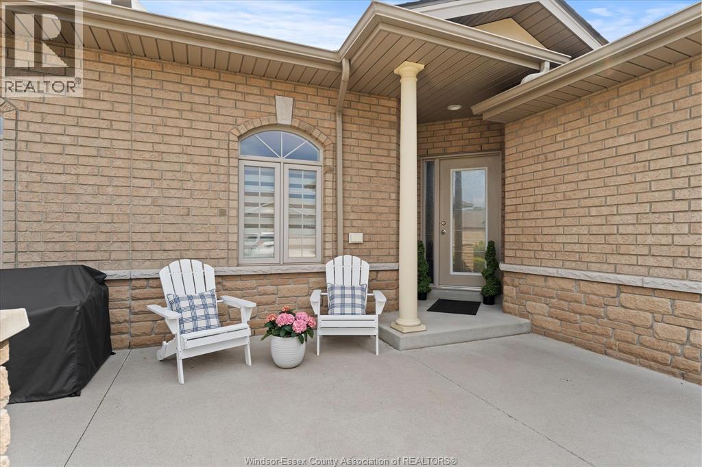 6087 Livingstone Street, Windsor, Ontario  N9H 1H3 - Photo 3 - 26011661