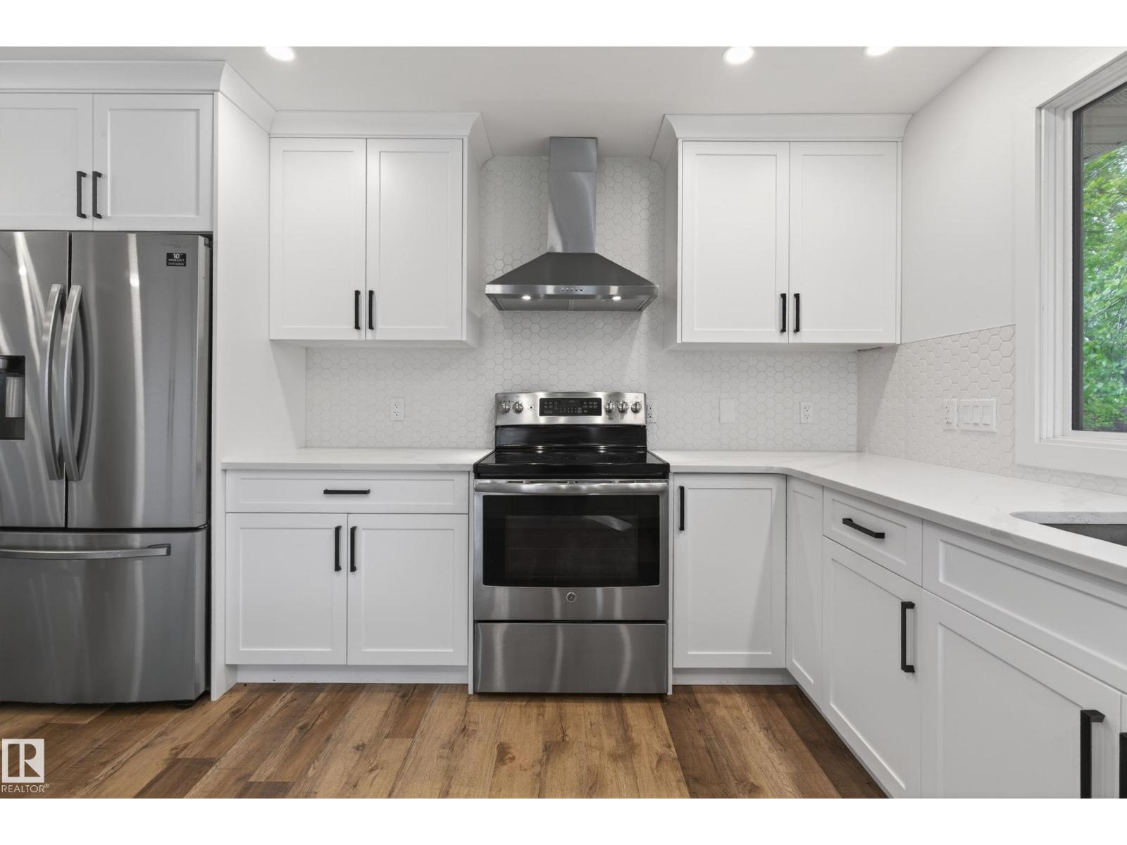 3232 145 Av Nw, Edmonton, Alberta  T5Y 2E5 - Photo 10 - E4488943