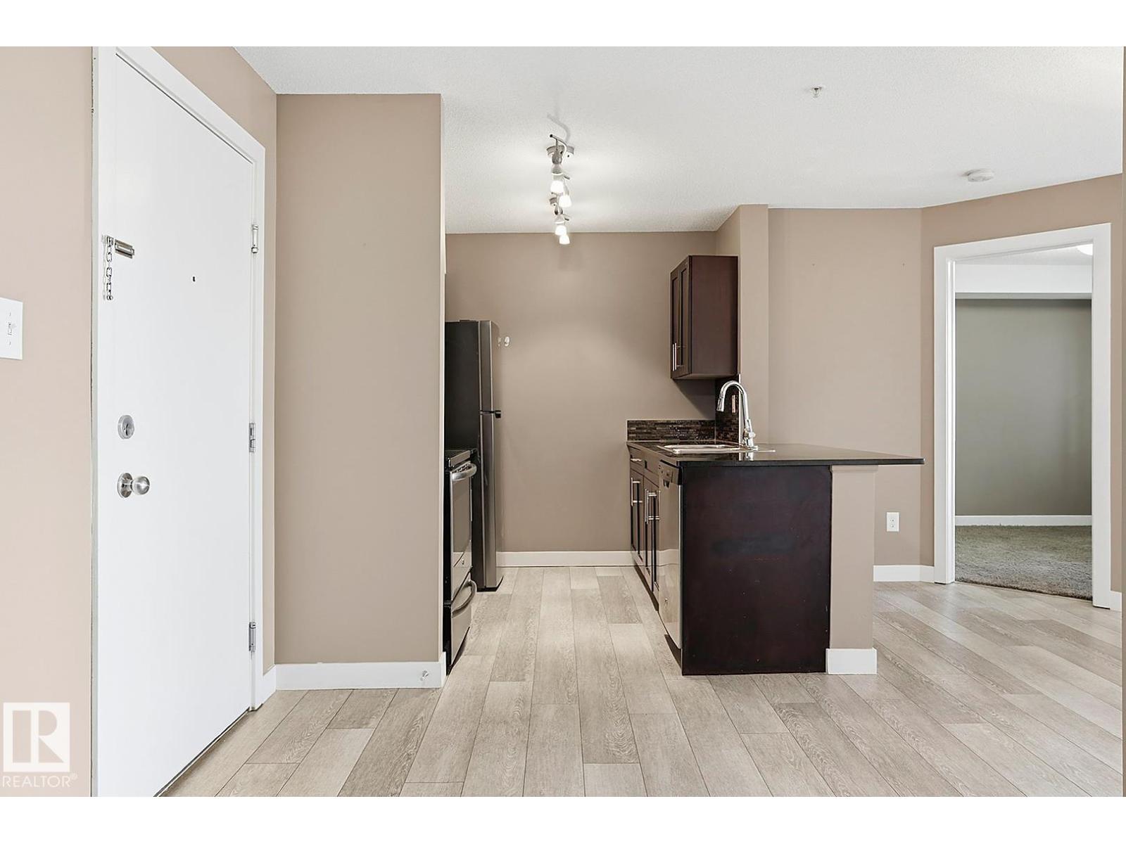 #109 11803 22 Av Sw, Edmonton, Alberta  T6W 2R9 - Photo 5 - E4488944