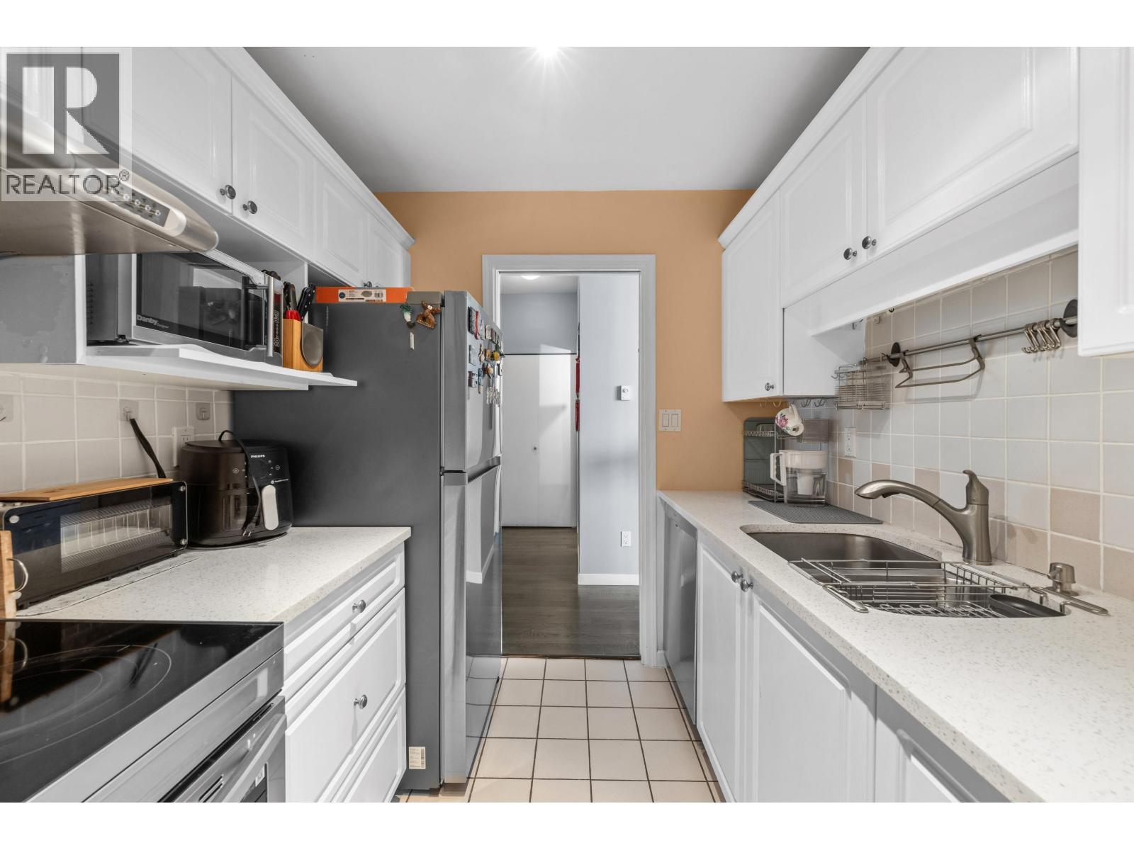 1505 6838 Station Hill Drive, Burnaby, British Columbia  V3N 5A4 - Photo 6 - R3125777