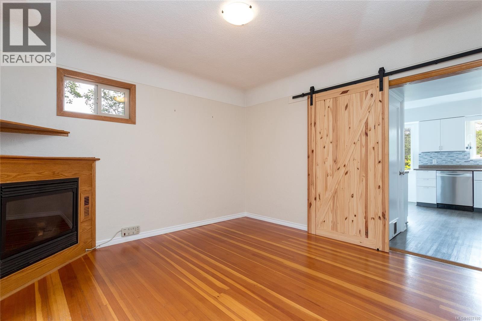 1 752 Lampson St, Esquimalt, British Columbia  V9A 6A6 - Photo 20 - 1037180