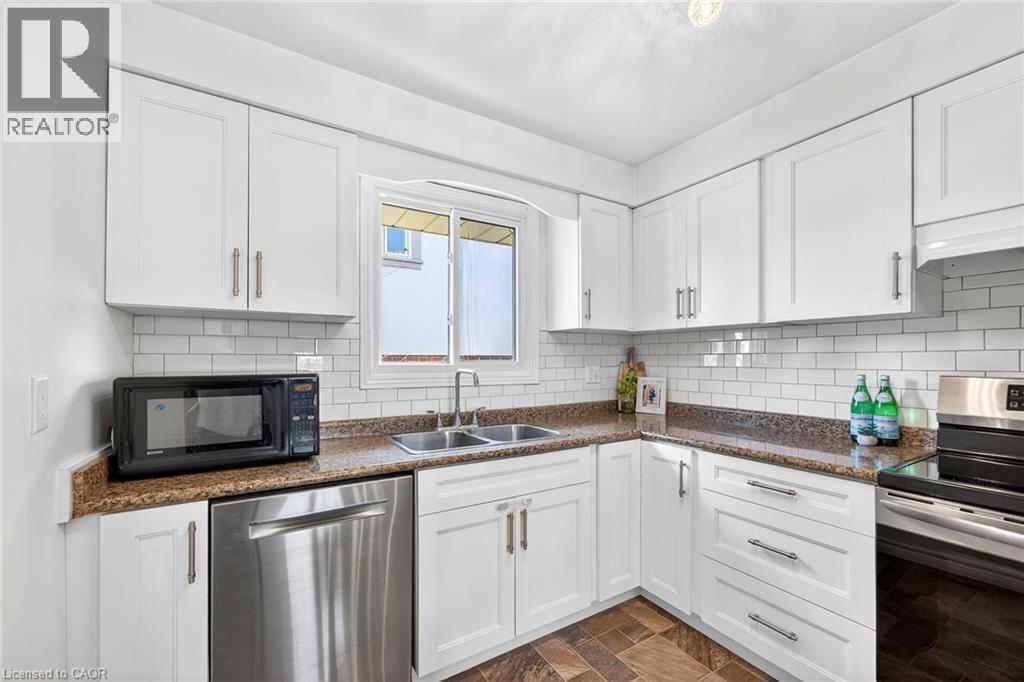 22 Vance Crescent, Waterdown, Ontario  L8B 0B8 - Photo 11 - 40822885