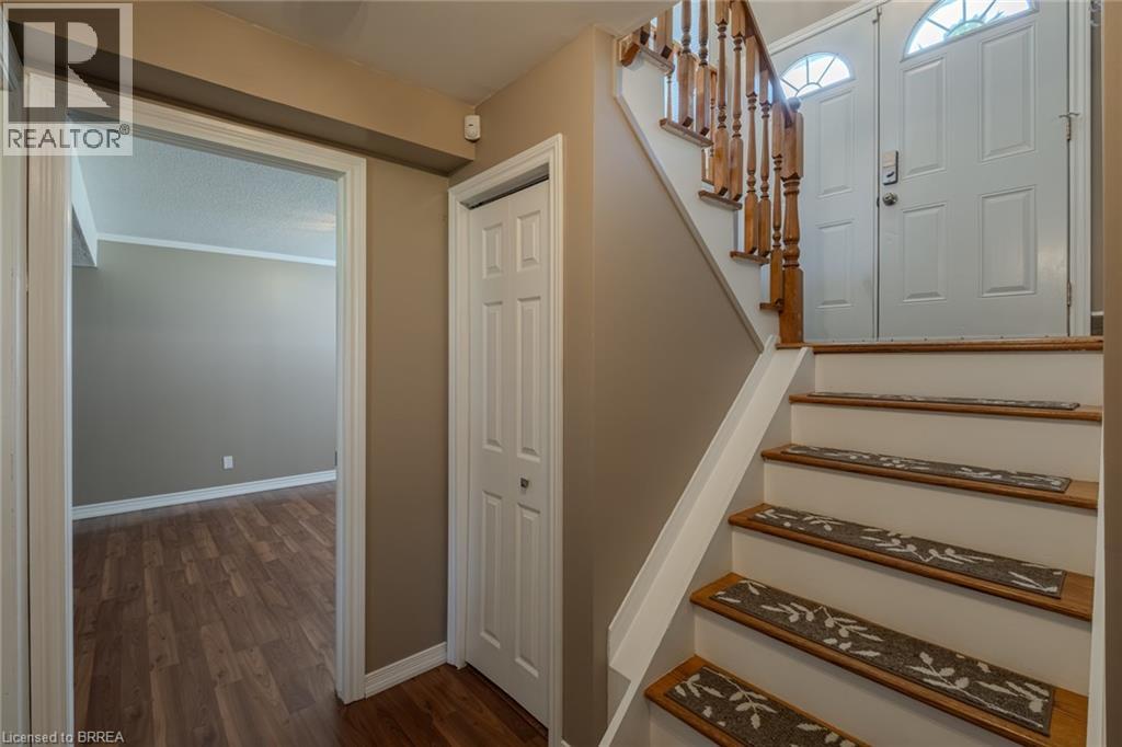26 Centennial Drive, Brantford, Ontario  N3R 5X7 - Photo 26 - 40820150