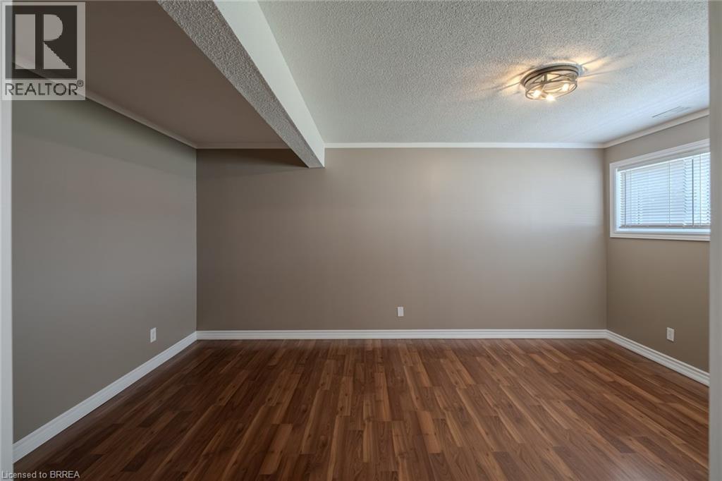 26 Centennial Drive, Brantford, Ontario  N3R 5X7 - Photo 29 - 40820150