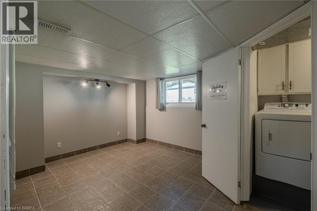 26 Centennial Drive, Brantford, Ontario  N3R 5X7 - Photo 33 - 40820150