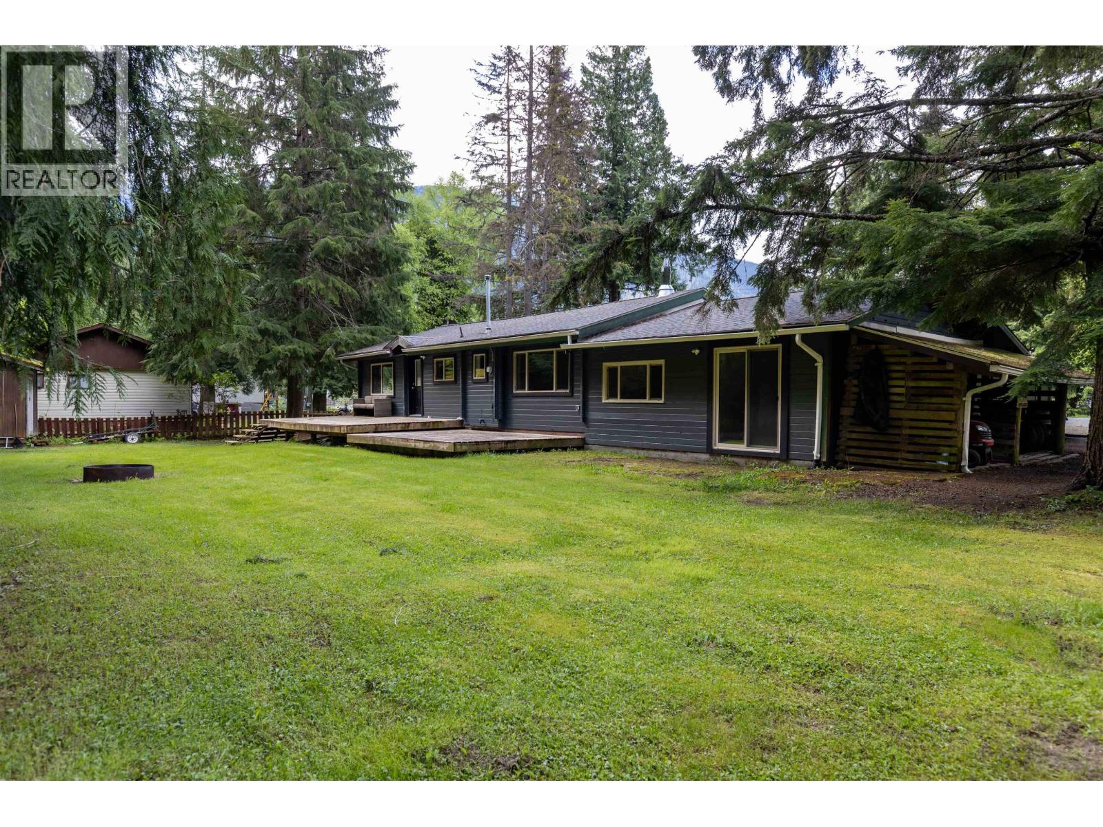 4668 Marten Drive, Terrace, British Columbia  V8G 0A5 - Photo 19 - R3126205