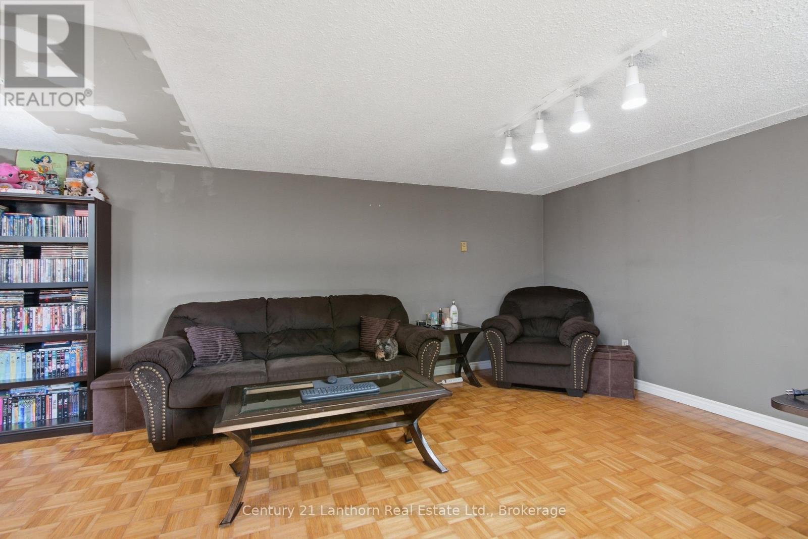 33 Van Alstine Drive, Quinte West, Ontario  K8V 6K8 - Photo 21 - X13153292