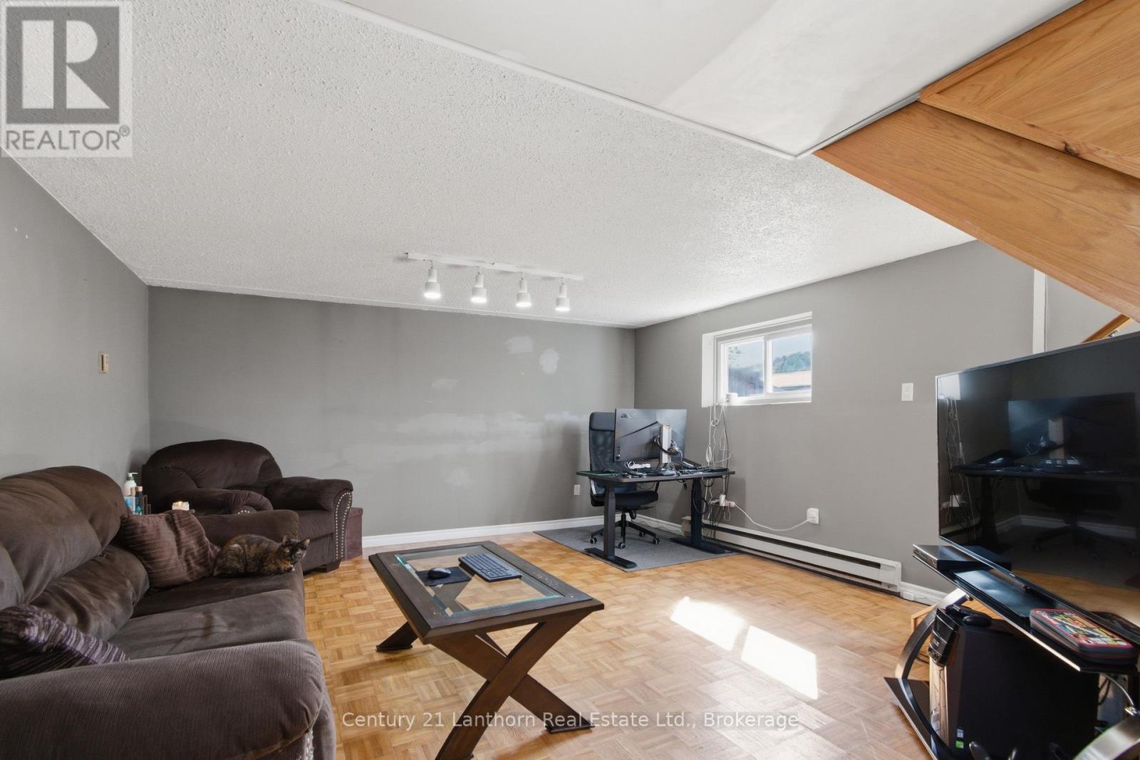 33 Van Alstine Drive, Quinte West, Ontario  K8V 6K8 - Photo 22 - X13153292