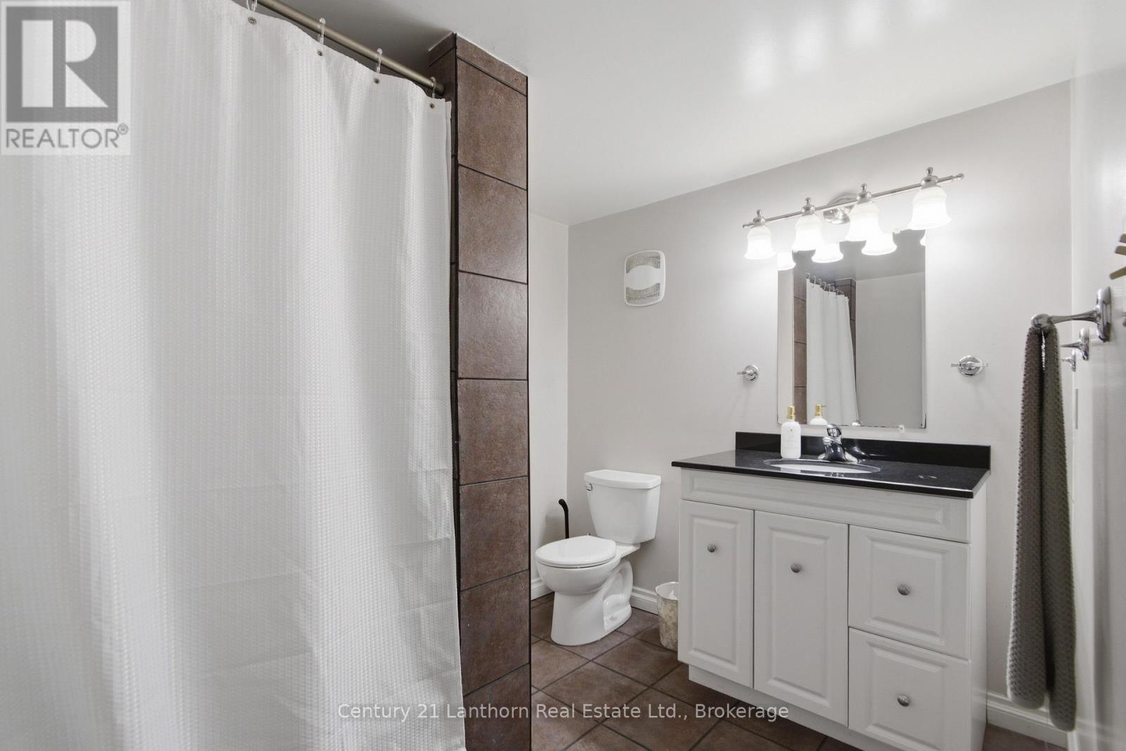 33 Van Alstine Drive, Quinte West, Ontario  K8V 6K8 - Photo 27 - X13153292