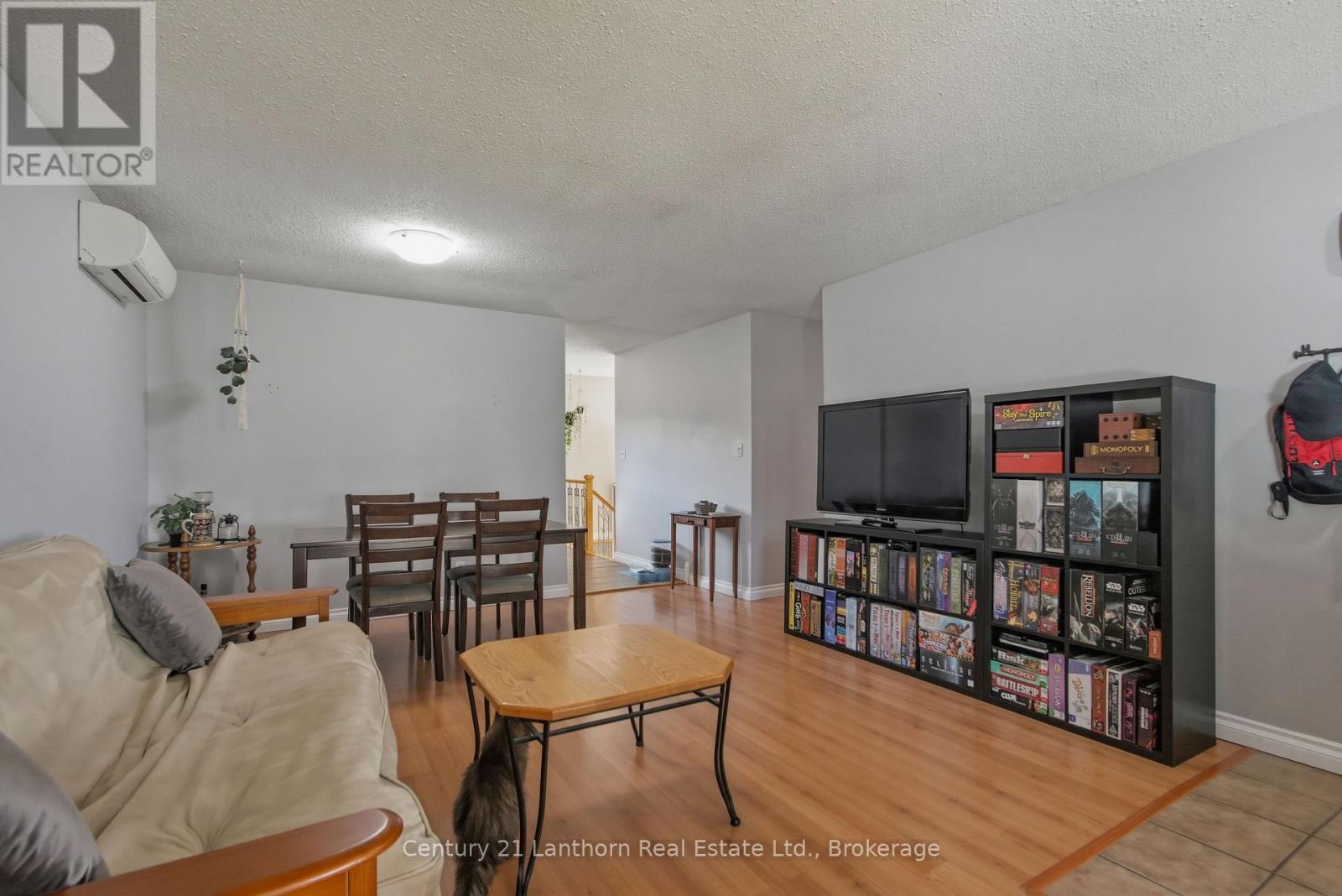 33 Van Alstine Drive, Quinte West, Ontario  K8V 6K8 - Photo 6 - X13153292