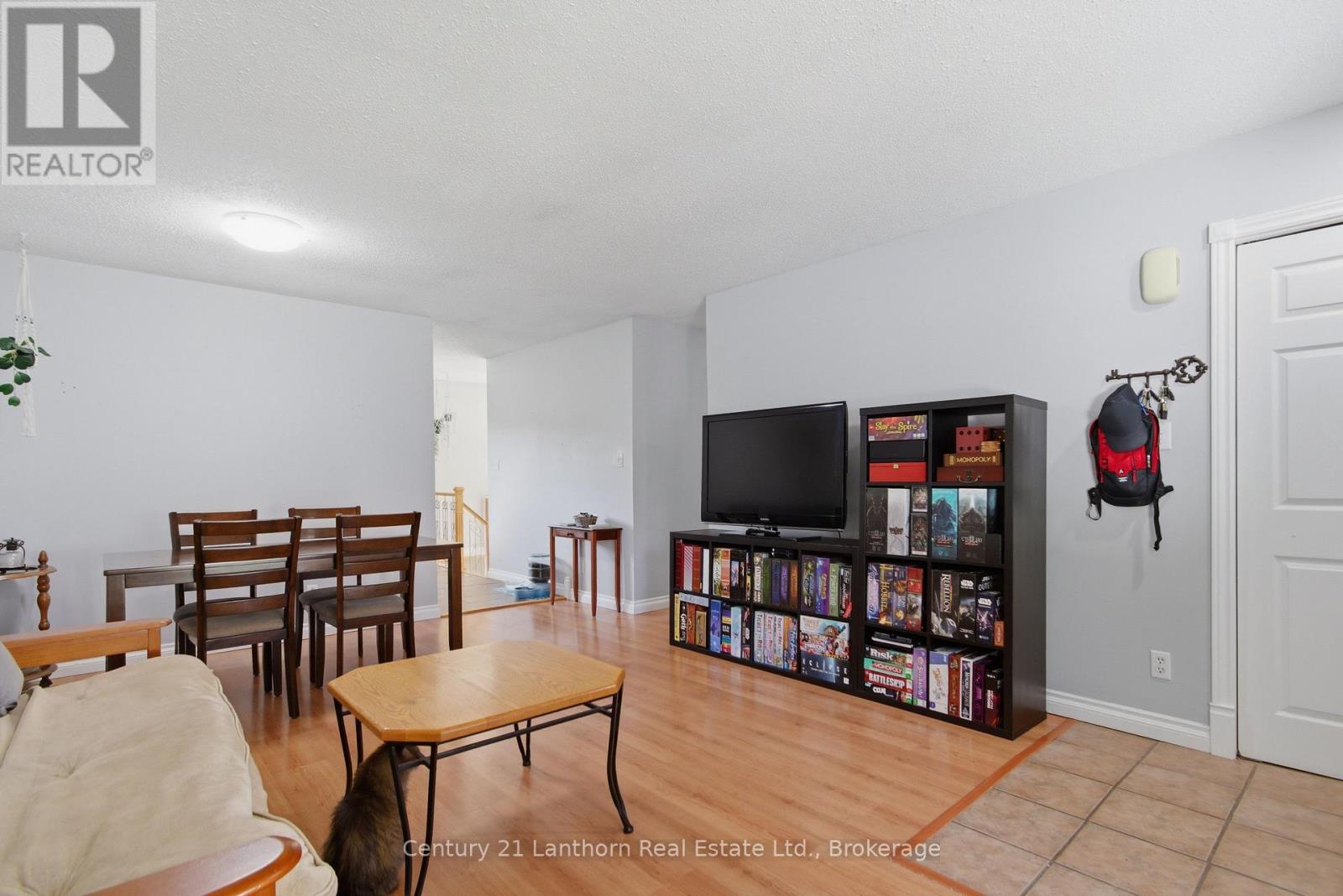 33 Van Alstine Drive, Quinte West, Ontario  K8V 6K8 - Photo 7 - X13153292