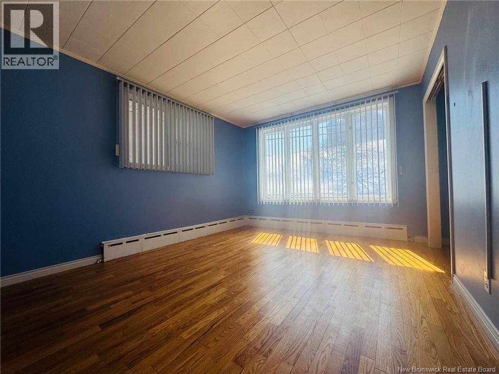 345 Victoria Street, Dalhousie, New Brunswick  E8C 2T7 - Photo 9 - NB136878
