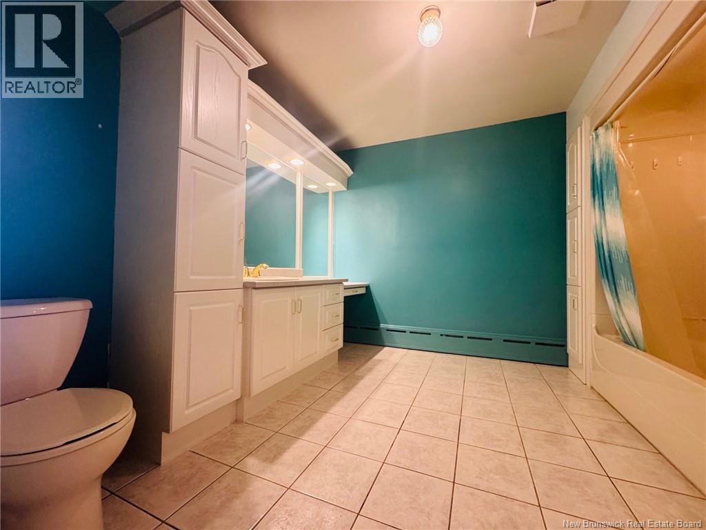 345 Victoria Street, Dalhousie, New Brunswick  E8C 2T7 - Photo 11 - NB136878