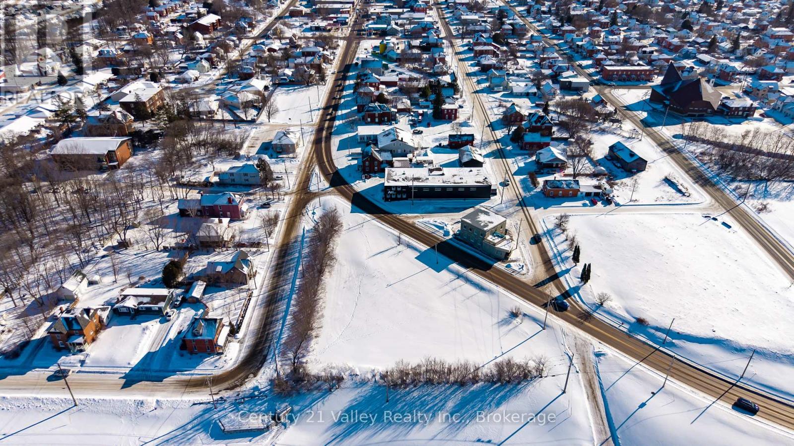 20 Bridge Street, Renfrew, Ontario  K7V 3R2 - Photo 23 - X12775966