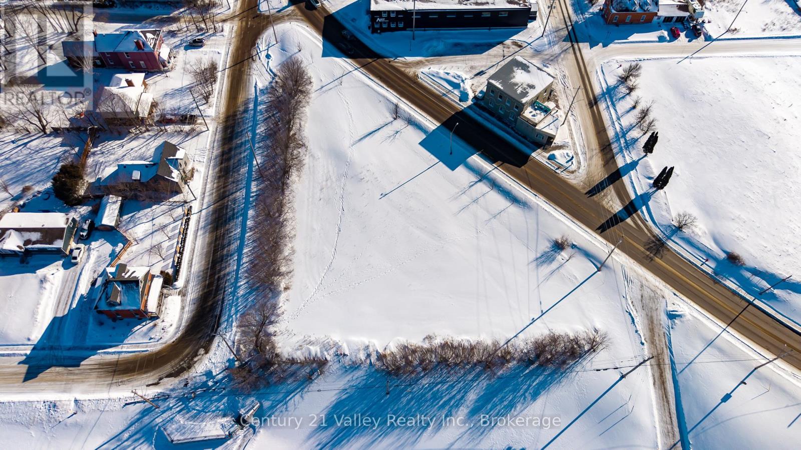 20 Bridge Street, Renfrew, Ontario  K7V 3R2 - Photo 22 - X12775966