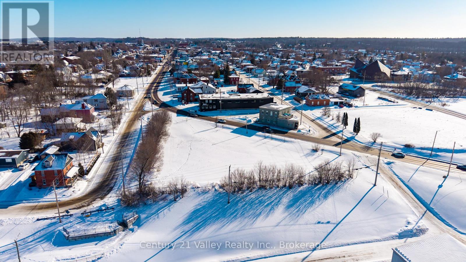 20 Bridge Street, Renfrew, Ontario  K7V 3R2 - Photo 9 - X12775966