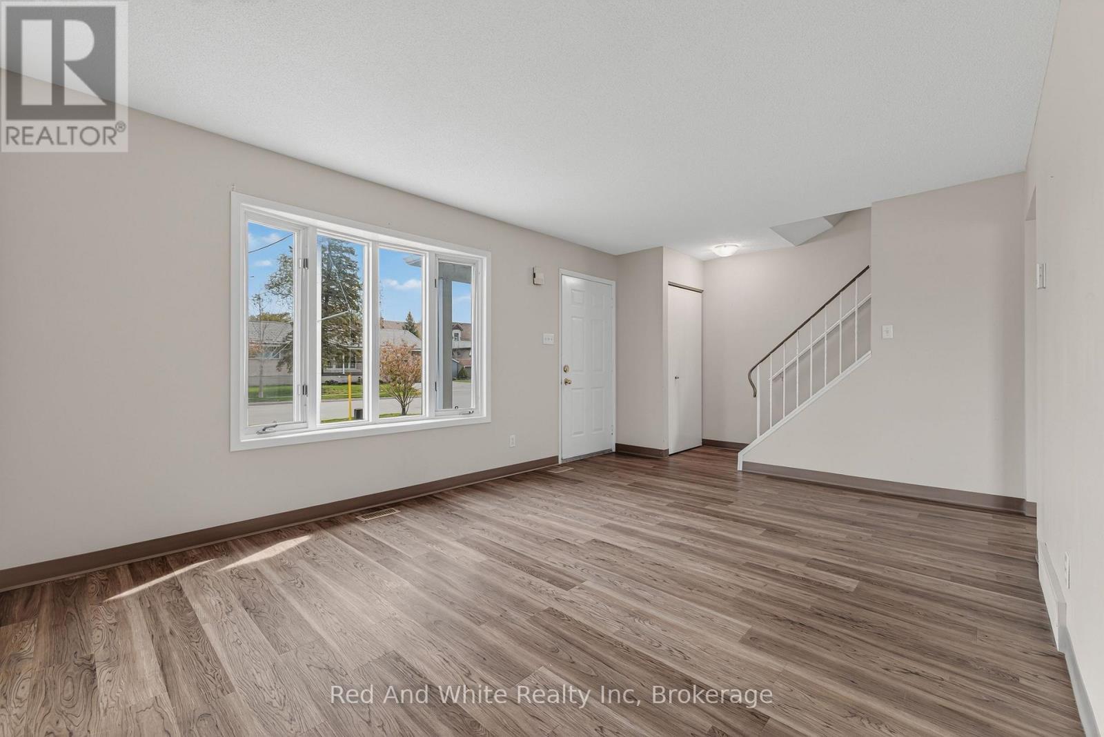 62 Catherine Street, Wilmot, Ontario  N3A 1Z8 - Photo 6 - X13153218