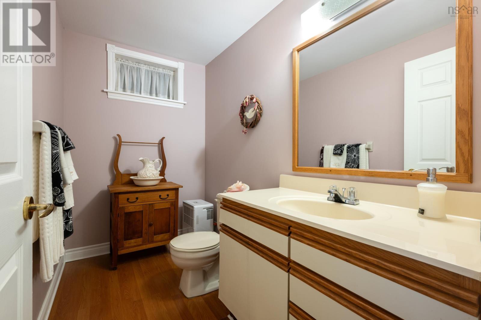 10 Mount Royal Court, Dartmouth, Nova Scotia  B3A 4R5 - Photo 42 - 202611490