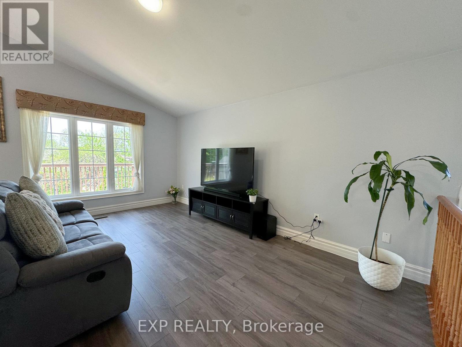 784 Rockaway Road, Georgina, Ontario L0E 1S0 - Photo 9 - N13030016