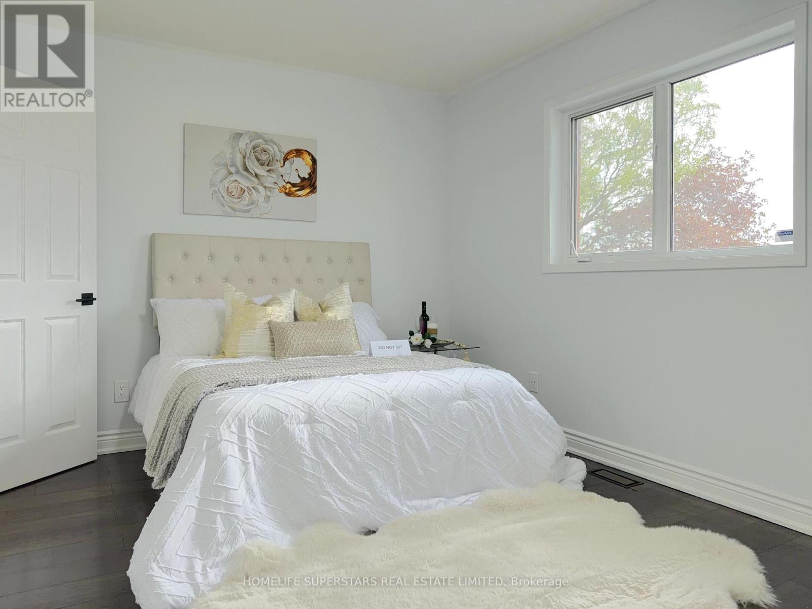 251 Queenslea Avenue, Toronto, Ontario  M9N 3X4 - Photo 11 - W13148892