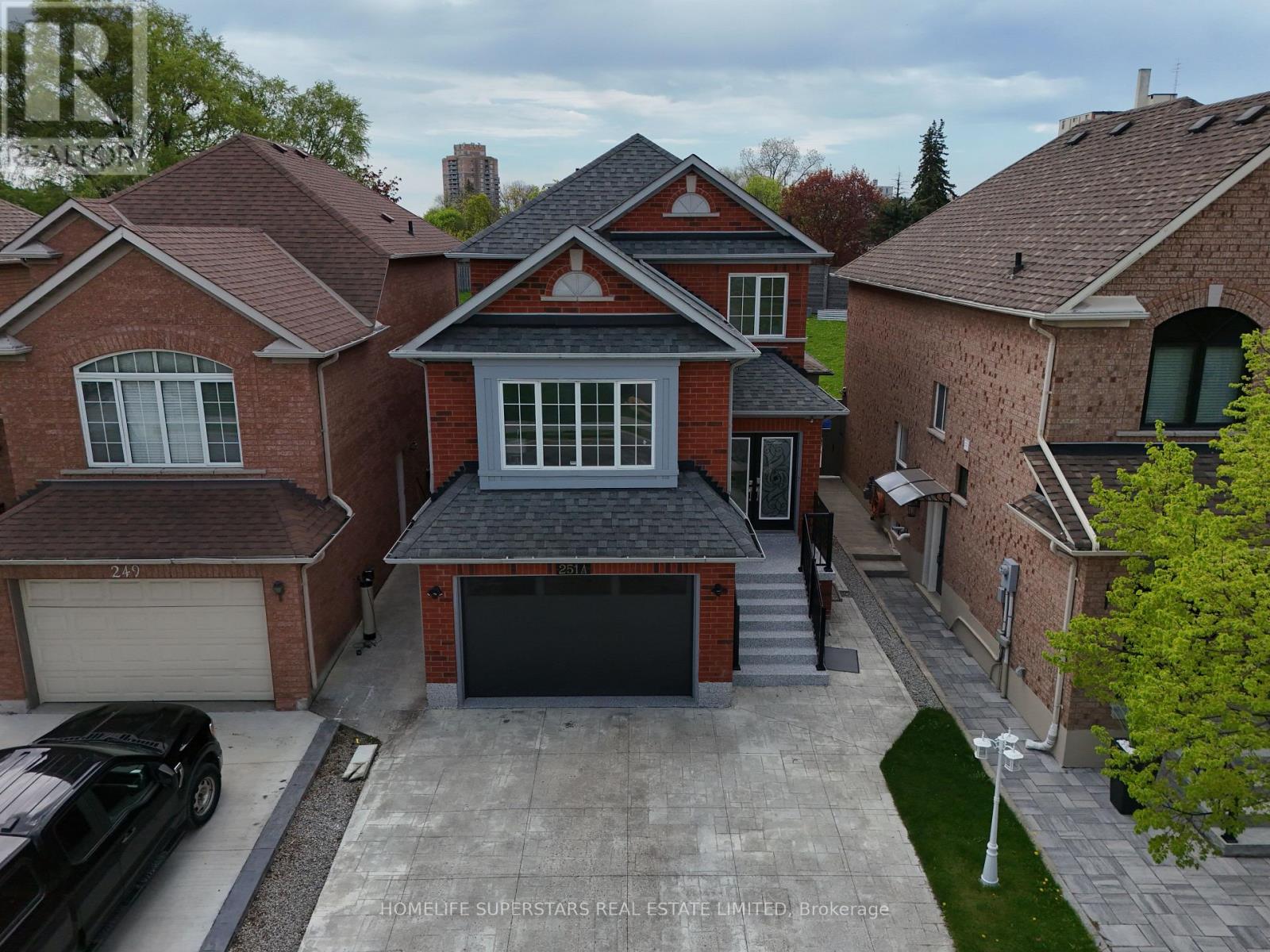 251 Queenslea Avenue, Toronto, Ontario  M9N 3X4 - Photo 2 - W13148892
