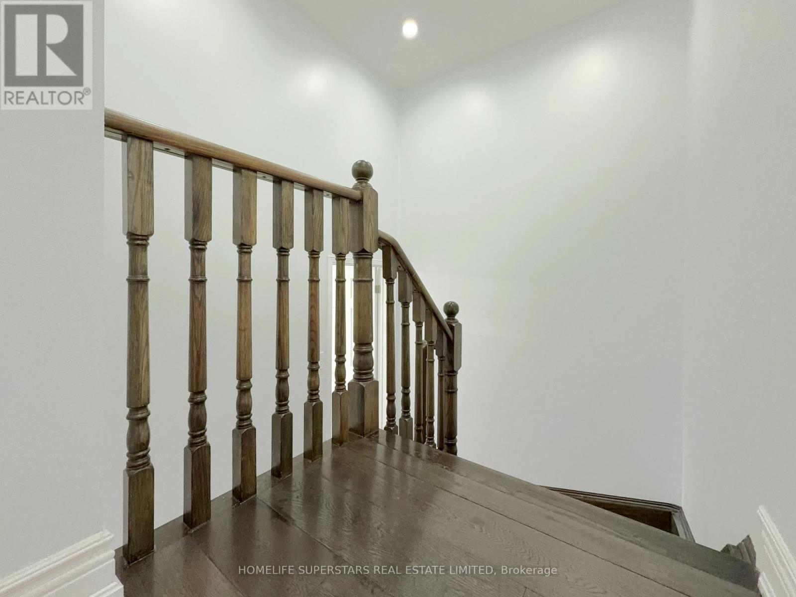 251 Queenslea Avenue, Toronto, Ontario  M9N 3X4 - Photo 21 - W13148892